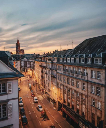 Blick auf die Rue du 22 Novembre Kathedrale von Straßburg